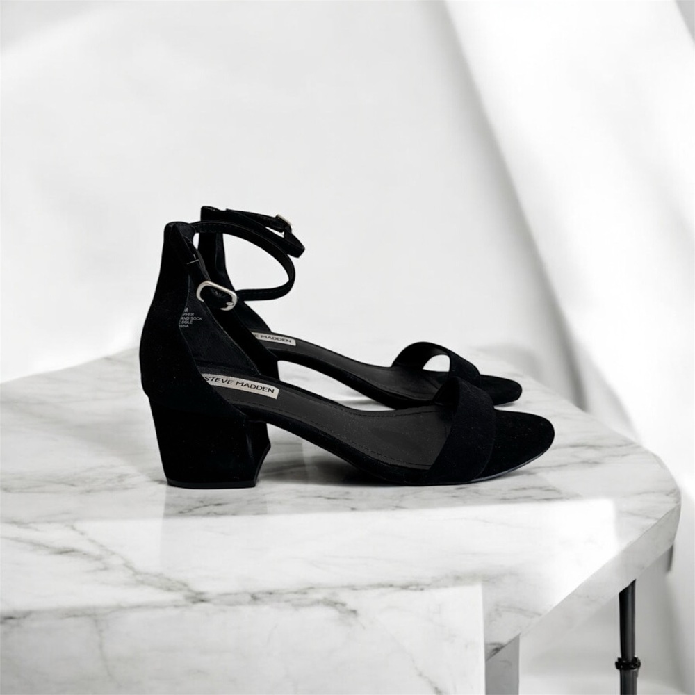 Steve Madden Irenee Suede Black Block Heel Sandals Size 7.5